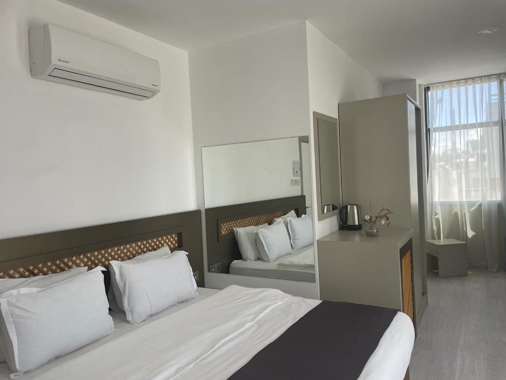 Alya Rooms Nikosia Exterior foto
